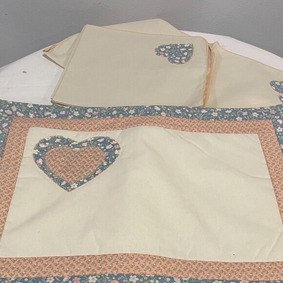Vintage Cottagecore Quilted Placemats & Napkins – Set of 8 - Picture 11 of 11